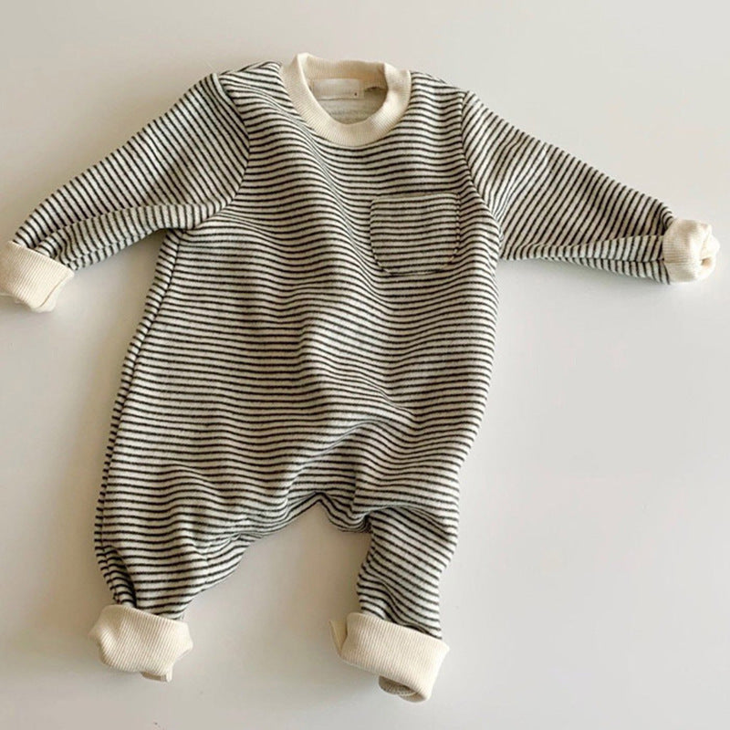 Wear striped baby jumpsuits outside Black - D&A