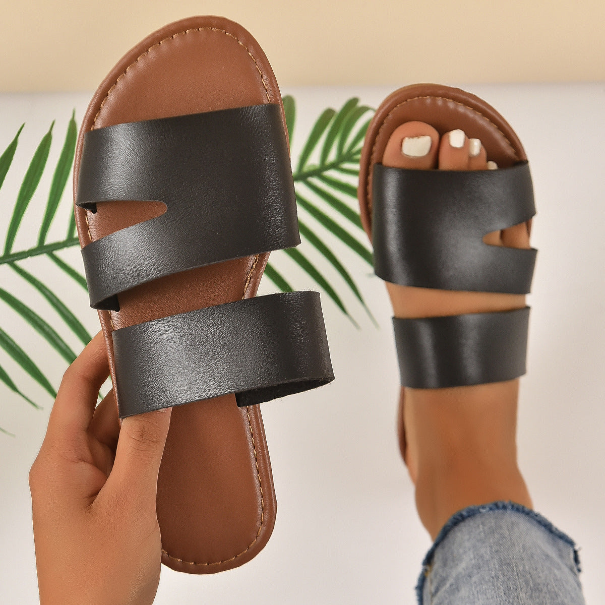 Casual Summer One-line Flat Plus Size Women's Slippers Black - D&A