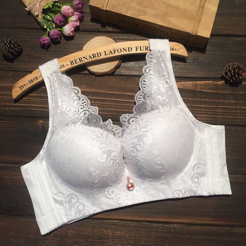 Oversized Bra Centerless Underwire Bra Wide Strap Adjuster Thin Large Cup Bra White - D&A