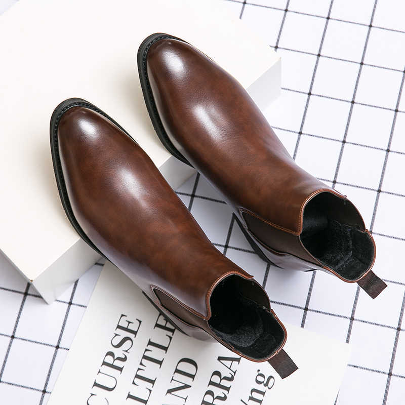 High-top Leather Shoes Men's Pointed Chelsea Booties - D&A