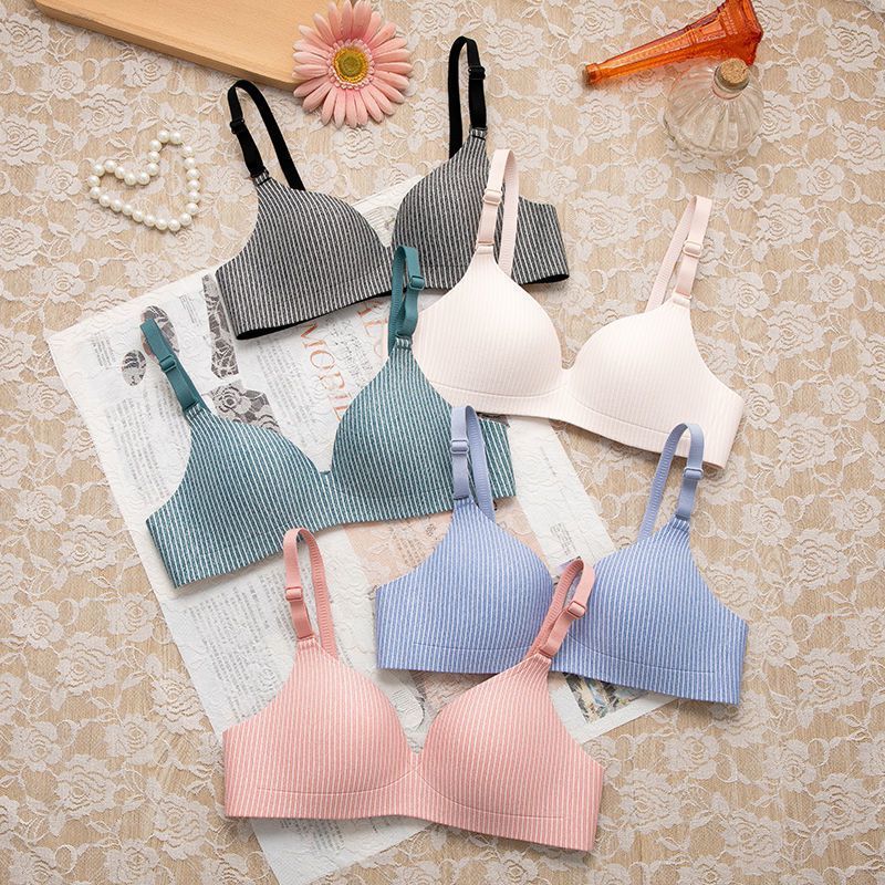 Non-wired Bra One-piece Seamless Gather Small Bra - D&A