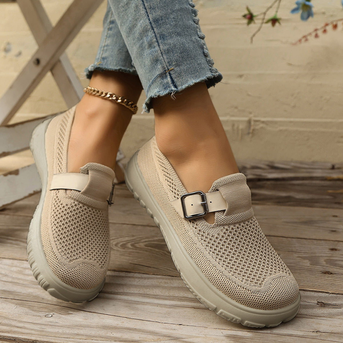 Breathable And Comfortable Sneaker Slip-on Soft Bottom Walking - D&A
