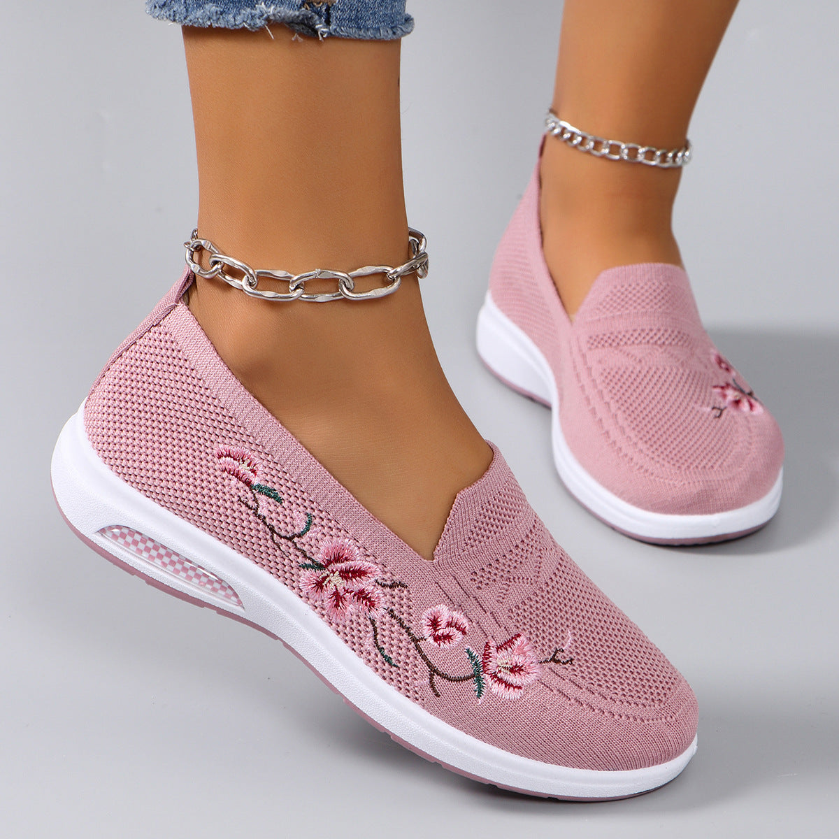 Women's Breathable Cloth Shoes Fashion Embroidery Soft Sole Shoes Pink - D&A