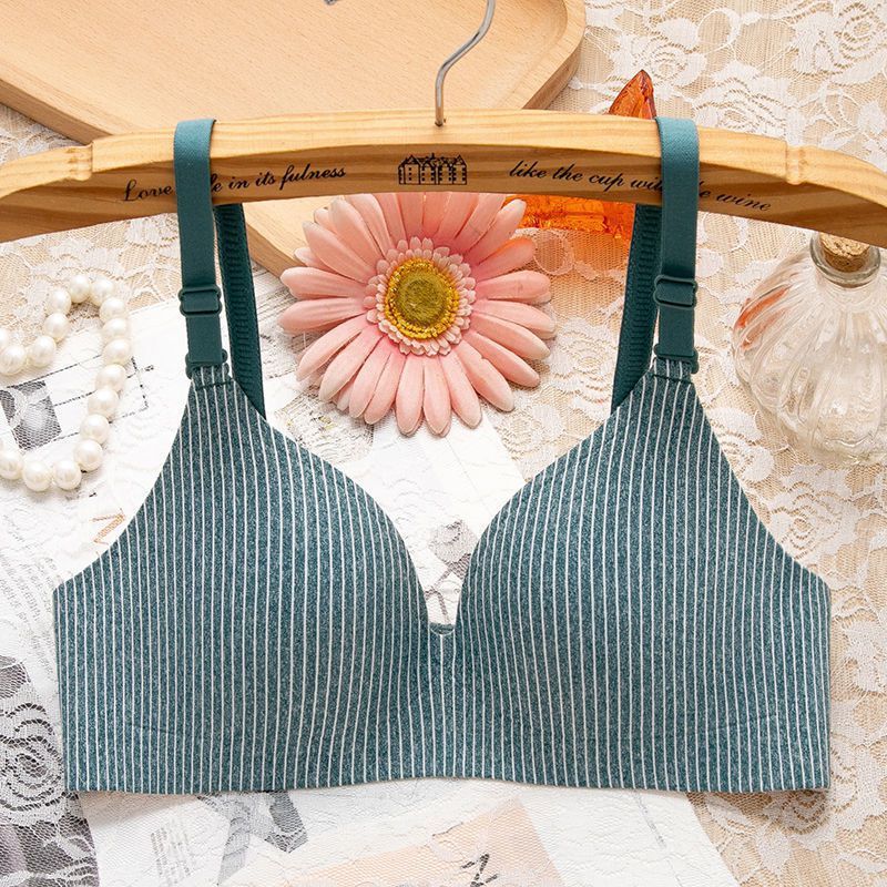 Non-wired Bra One-piece Seamless Gather Small Bra Dark green - D&A