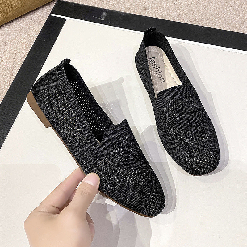 Women's Old Beijing Cloth Hollow Hole Shoes Black - D&A
