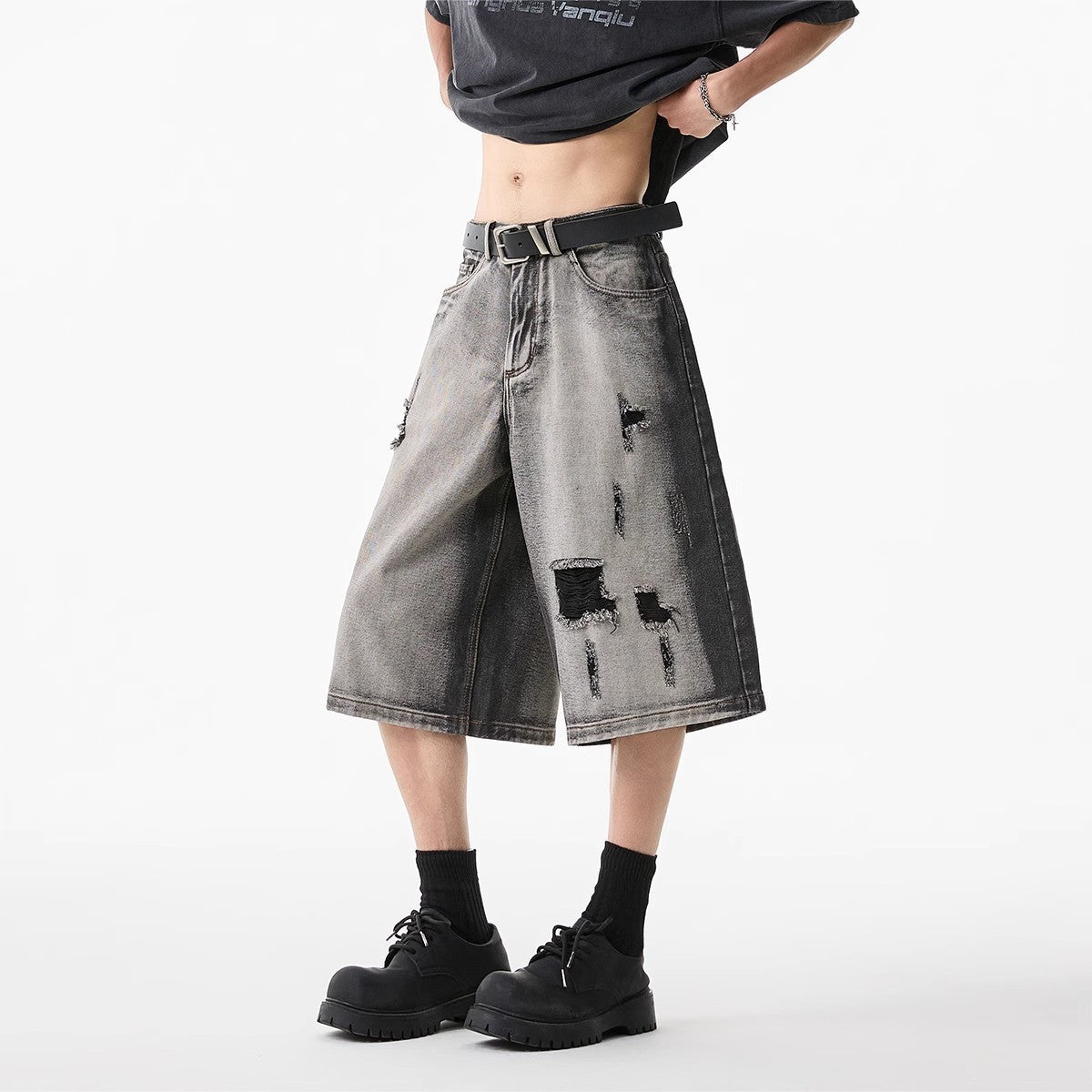 High Street Water Washed Hole Denim Shorts - D&A