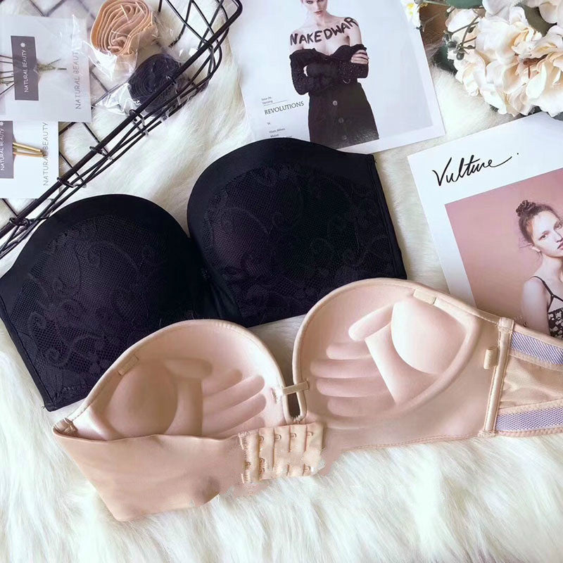 A strapless invisible bra - D&A