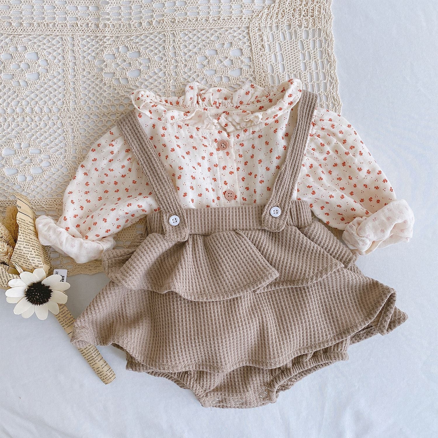 Baby Romper 0-2 Years Old Baby Clothes Baby Girl Foreign Style Pleated Lotus Leaf Sling Climber Coffee - D&A
