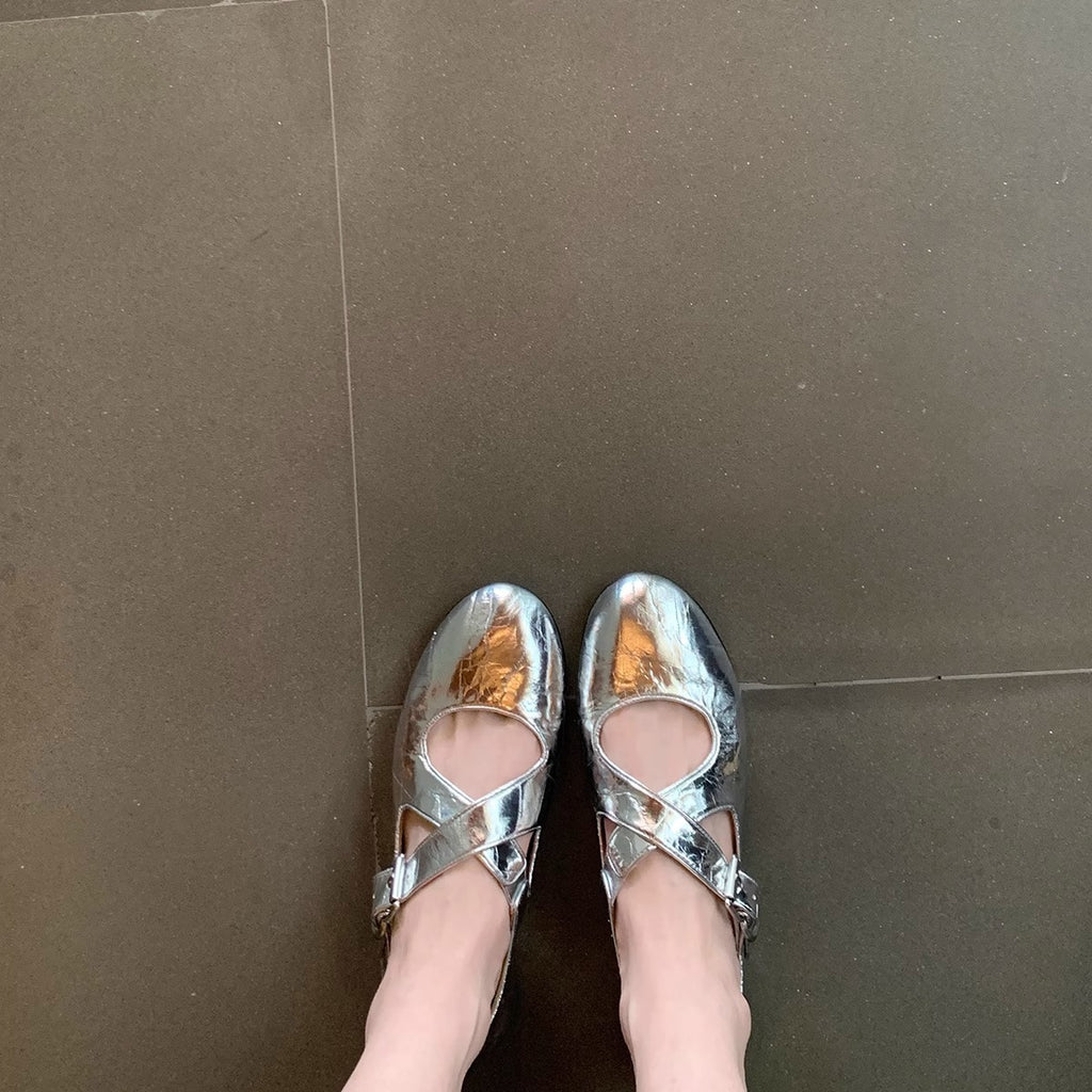 Cross Strap Silver Round Head Women's Shallow Mouth Flat Bottom Leather Shoes - D&A