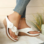 Flower Stitching Wedge Women's Sandals - D&A