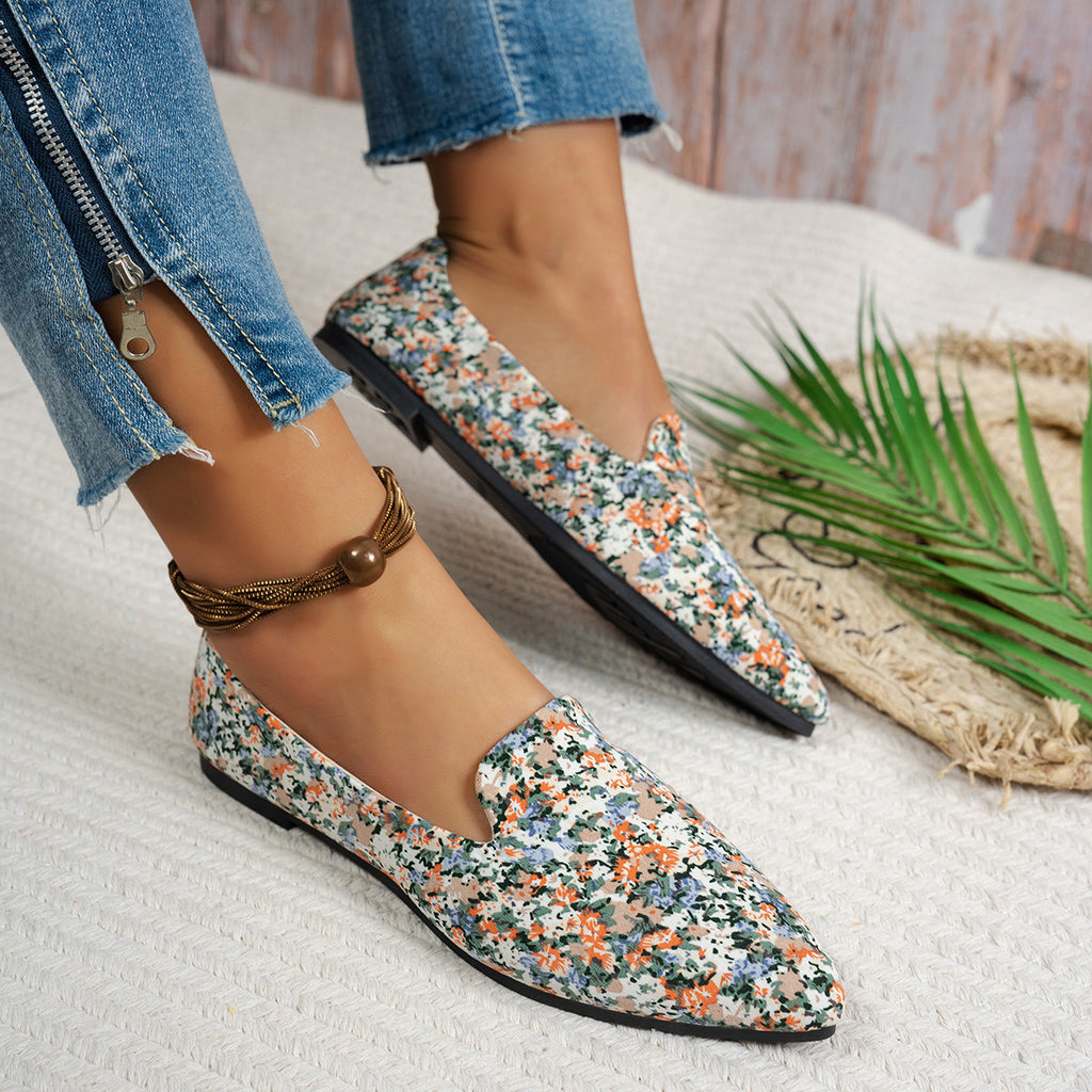 Printed Shallow Mouth Pointed Flat Large Size Women's Shoes - D&A