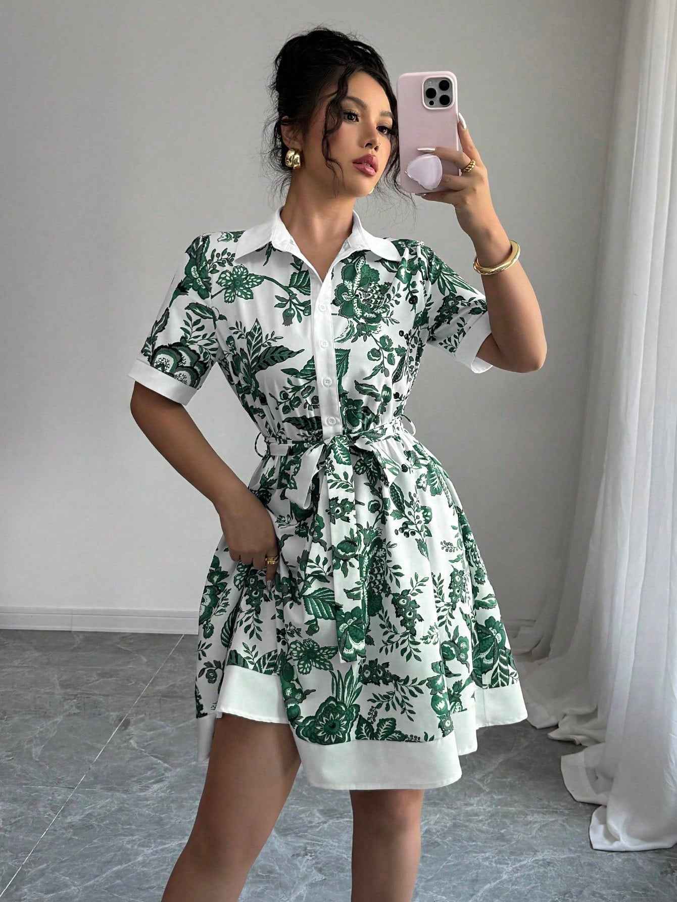 Simplicity Waist-controlled Printed Lace Up Short Sleeve Dress