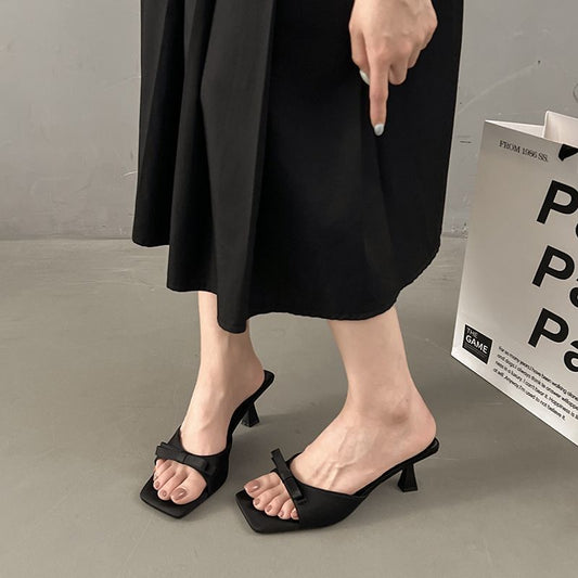 With Skirt Sandals And Slippers Bow Slippers - D&A