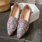 Printed Shallow Mouth Pointed Flat Large Size Women's Shoes - D&A