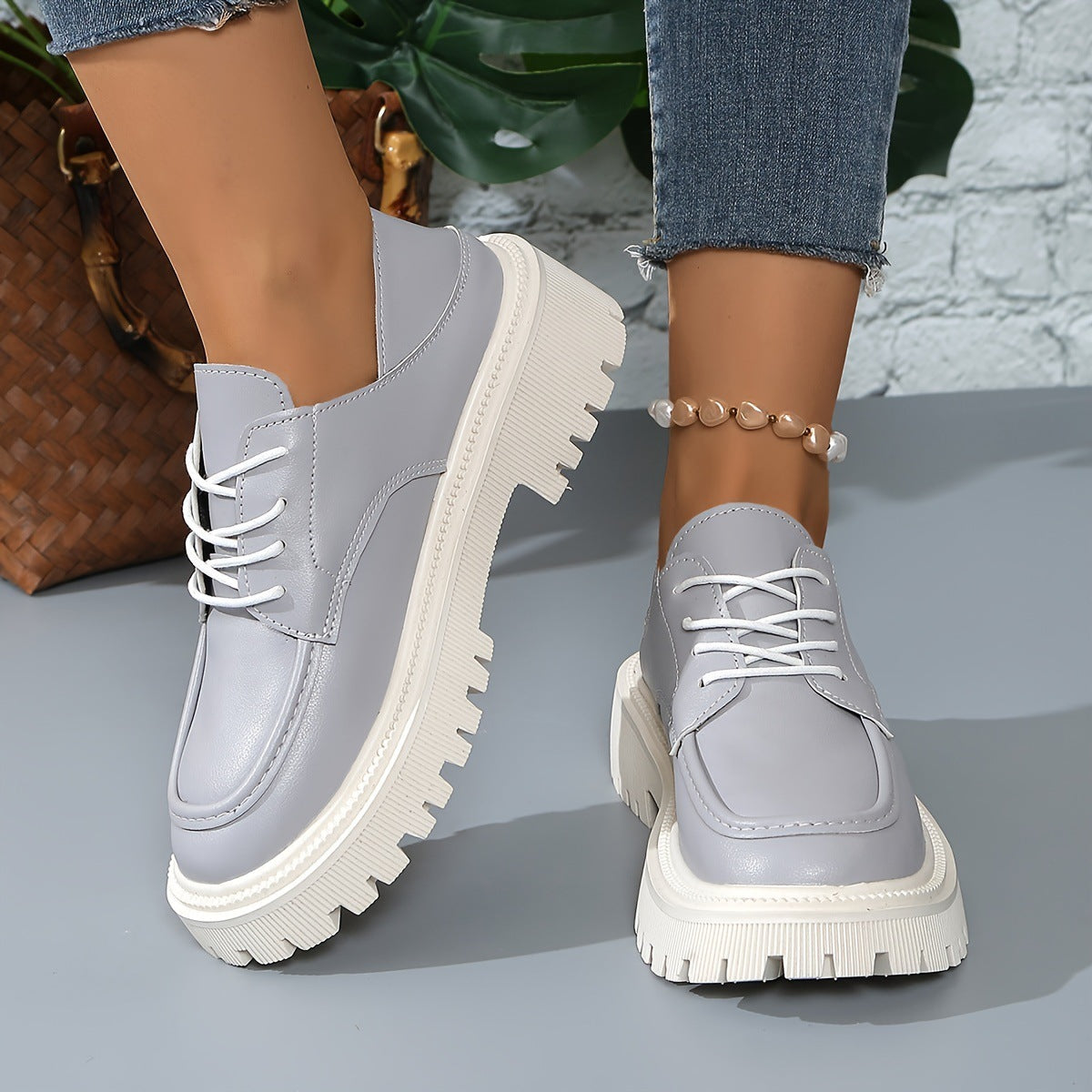 Fashion Lace-Up Platform Oxfords For Women Light Grey - D&A