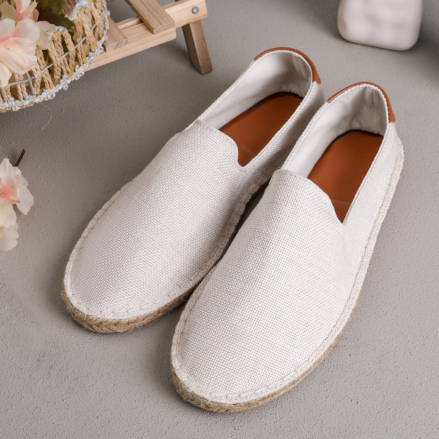 Sweat-absorbent Breathable Lazy Cloth Shoes Loafers Men T206 White - D&A