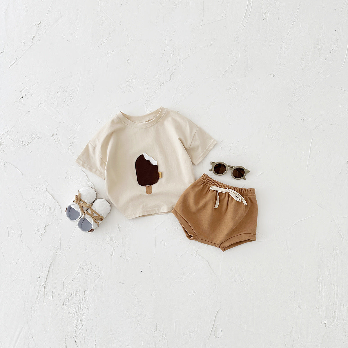 Girls' Casual Round Neck Cotton Ice Cream Patch Short Sleeve Shorts Suit Apricot - D&A