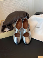 Cross Strap Silver Round Head Women's Shallow Mouth Flat Bottom Leather Shoes Silver - D&A