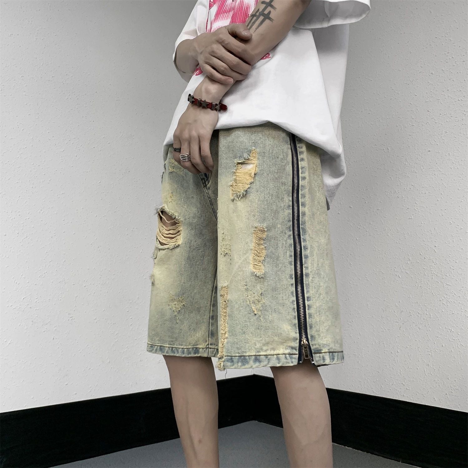Retro Yellow Mud Ripped Denim Shorts Men's Loose Five Points - D&A