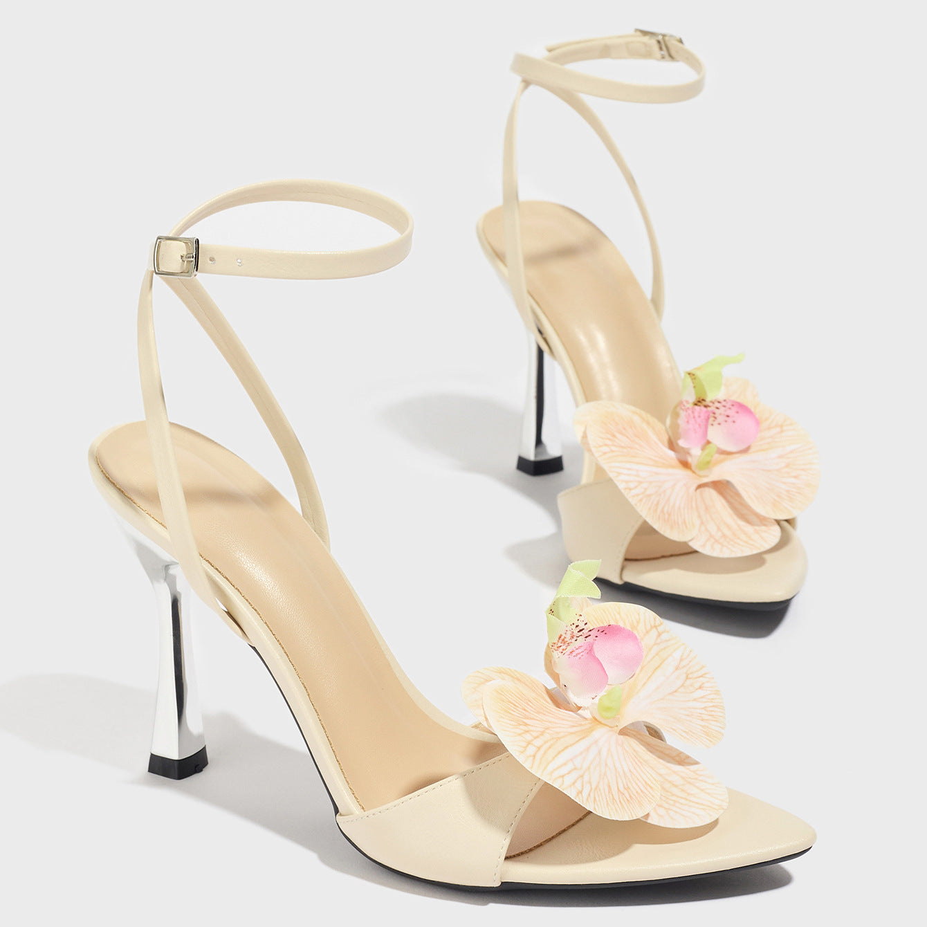 Women's Three-dimensional Flower Pointed-toe Stiletto Sandals - D&A