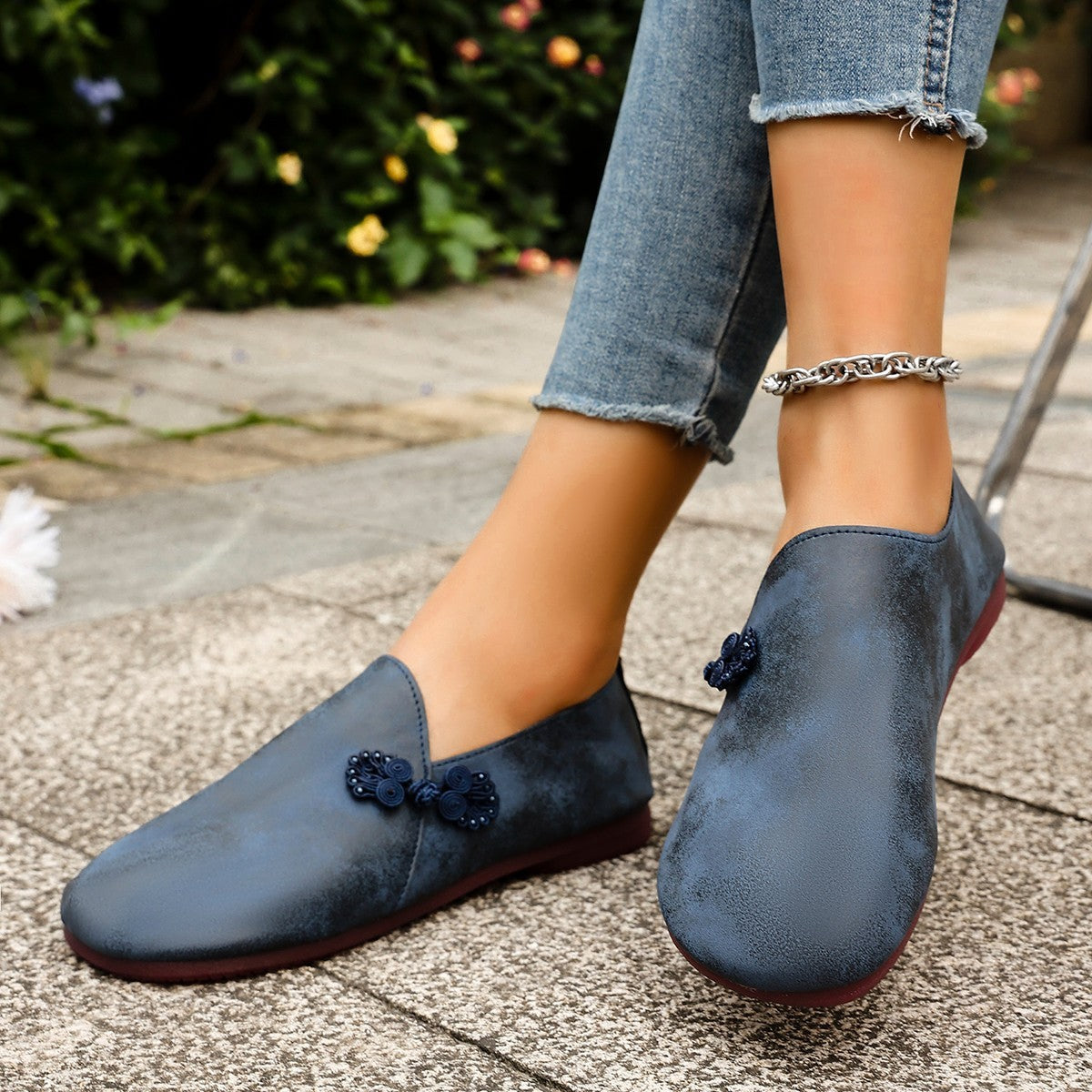 New Slippers Retro Buckle Closed-toe Slippers Women - D&A