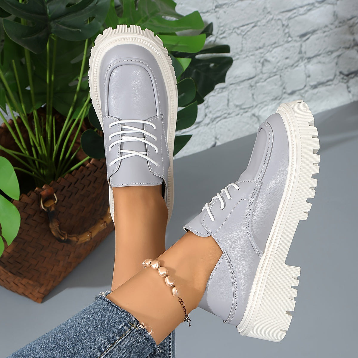 Fashion Lace-Up Platform Oxfords For Women - D&A