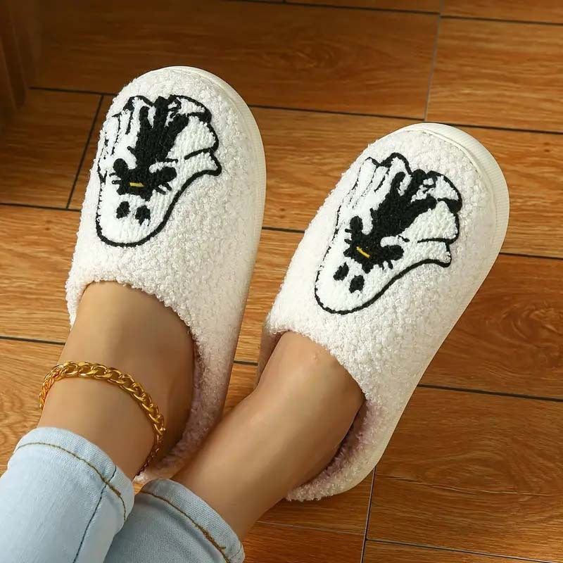 Cartoon Non-slip Ghost Towel Embroidery Closed-toe Slippers White - D&A