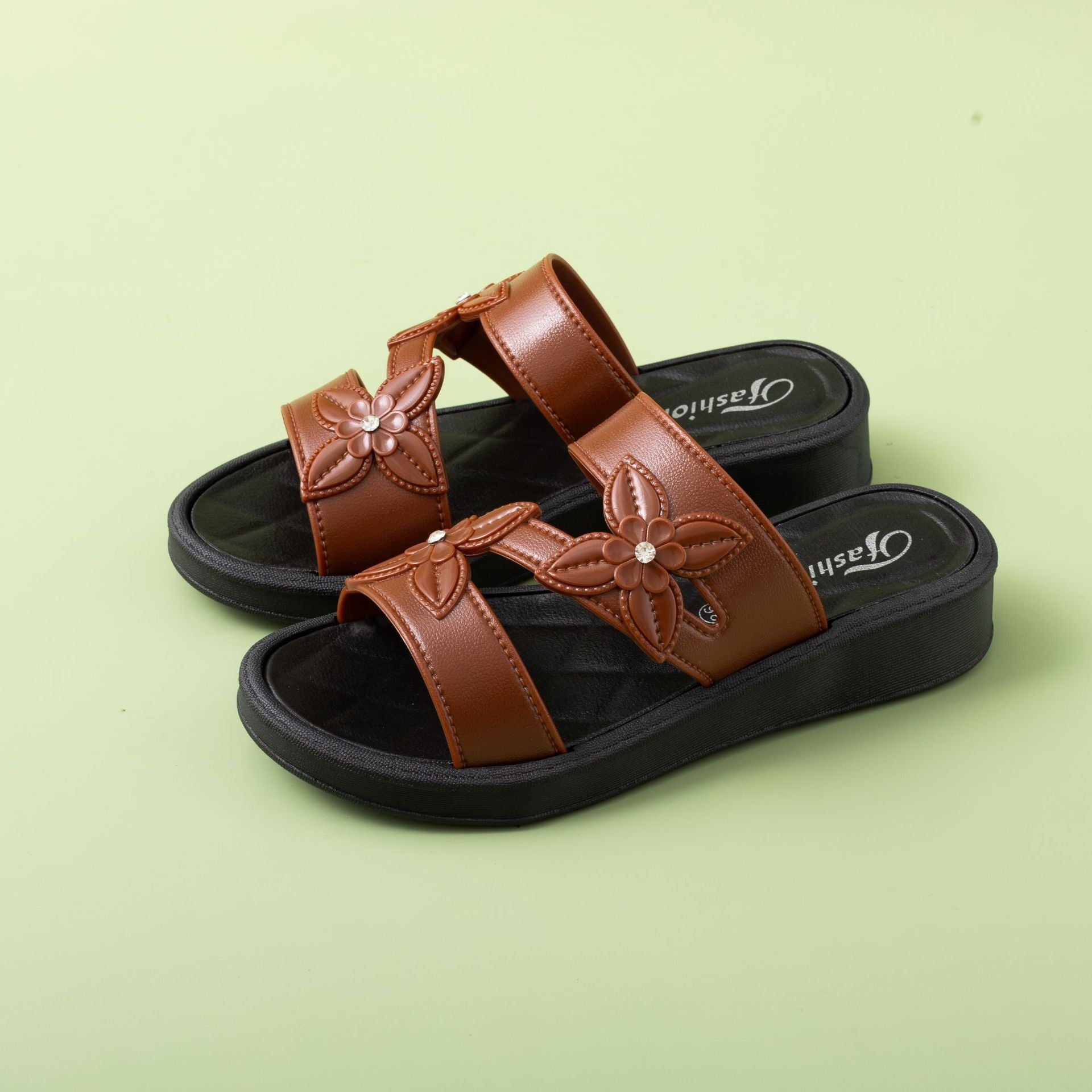 Casual Non Slip Thick Soled Slippers With A Comfortable Outdoor Atmosphere Style 5692 Brown - D&A