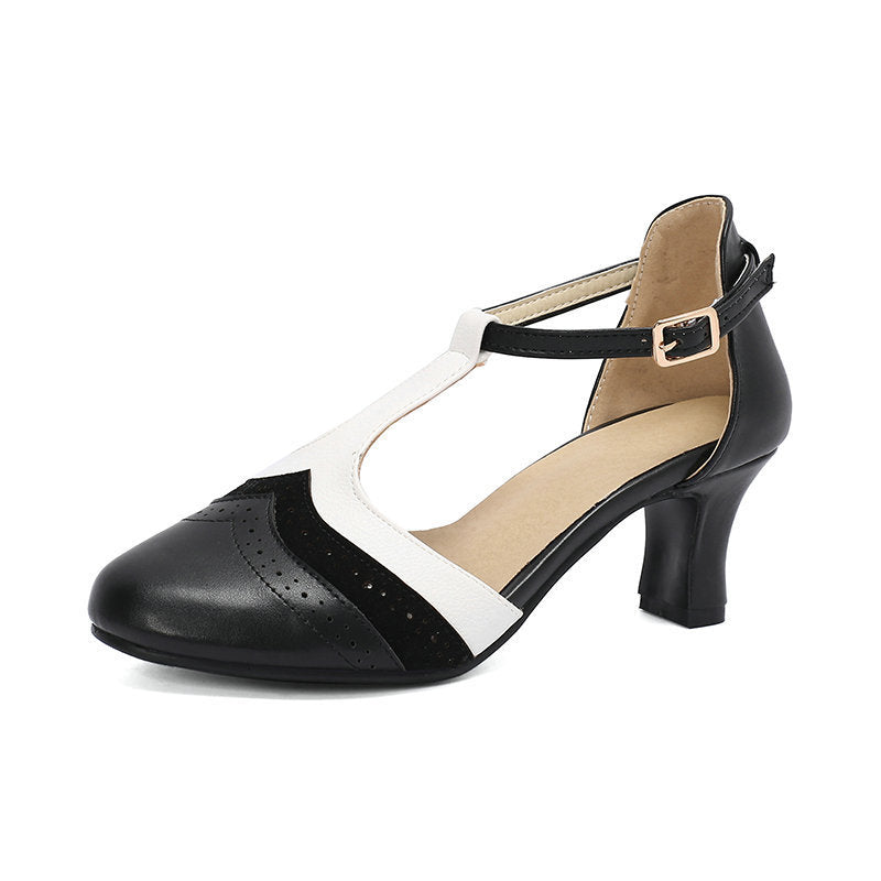 Women's Retro Closed Toe British Style Chunky Heel Sandals Black - D&A