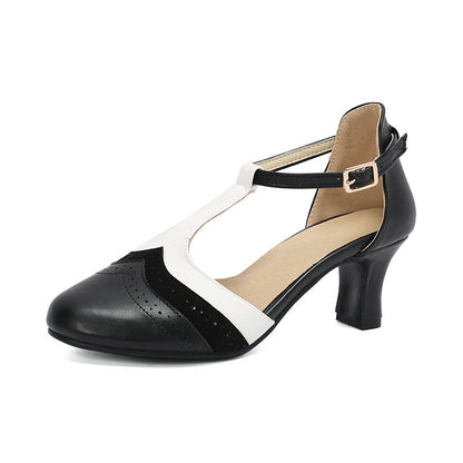 Women's Retro Closed Toe British Style Chunky Heel Sandals Black - D&A