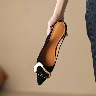 French Retro Metal Buckle Women's Flat-heeled Shoes Black - D&A