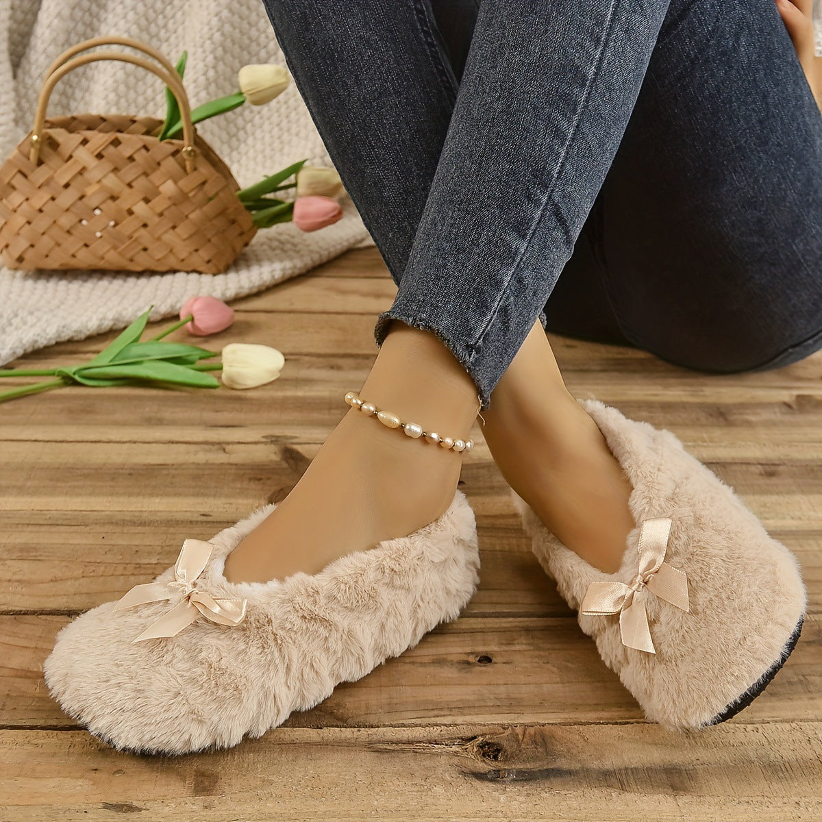 Women's Indoor Comfortable Breathable Warm Closed-toe Slippers Soft Camel - D&A