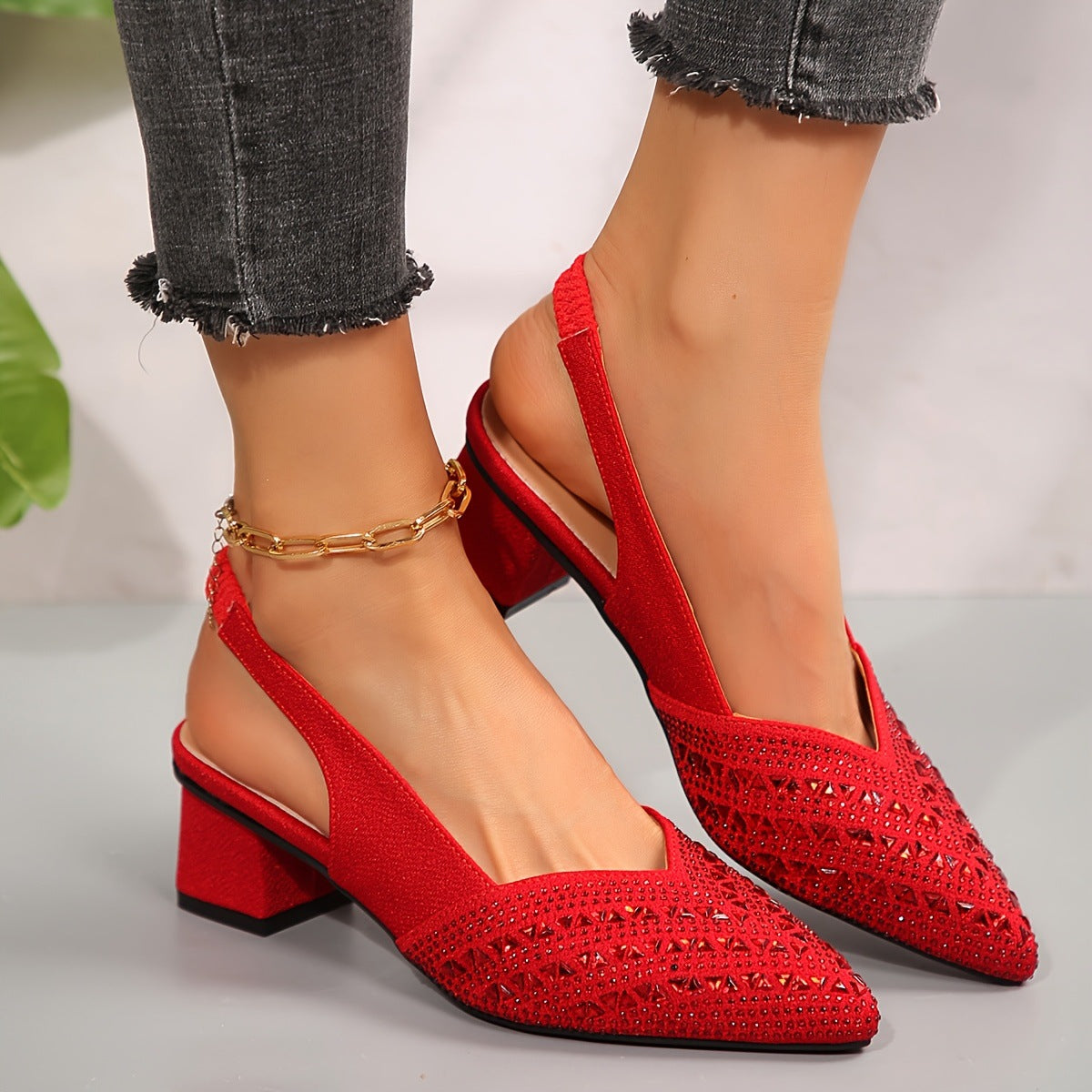 Rhinestone Pointed Toe Low Heel Women's Low-cut Metal Work Shoes Red - D&A