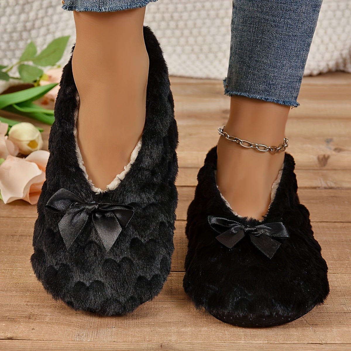 Women's Indoor Comfortable Breathable Warm Closed-toe Slippers Soft Black - D&A