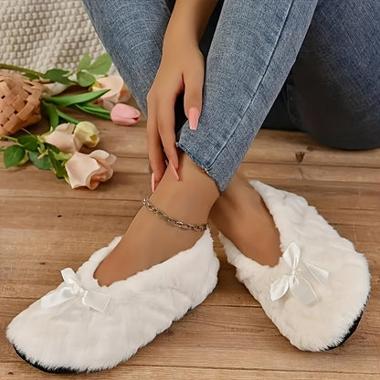 Women's Indoor Comfortable Breathable Warm Closed-toe Slippers Soft White - D&A