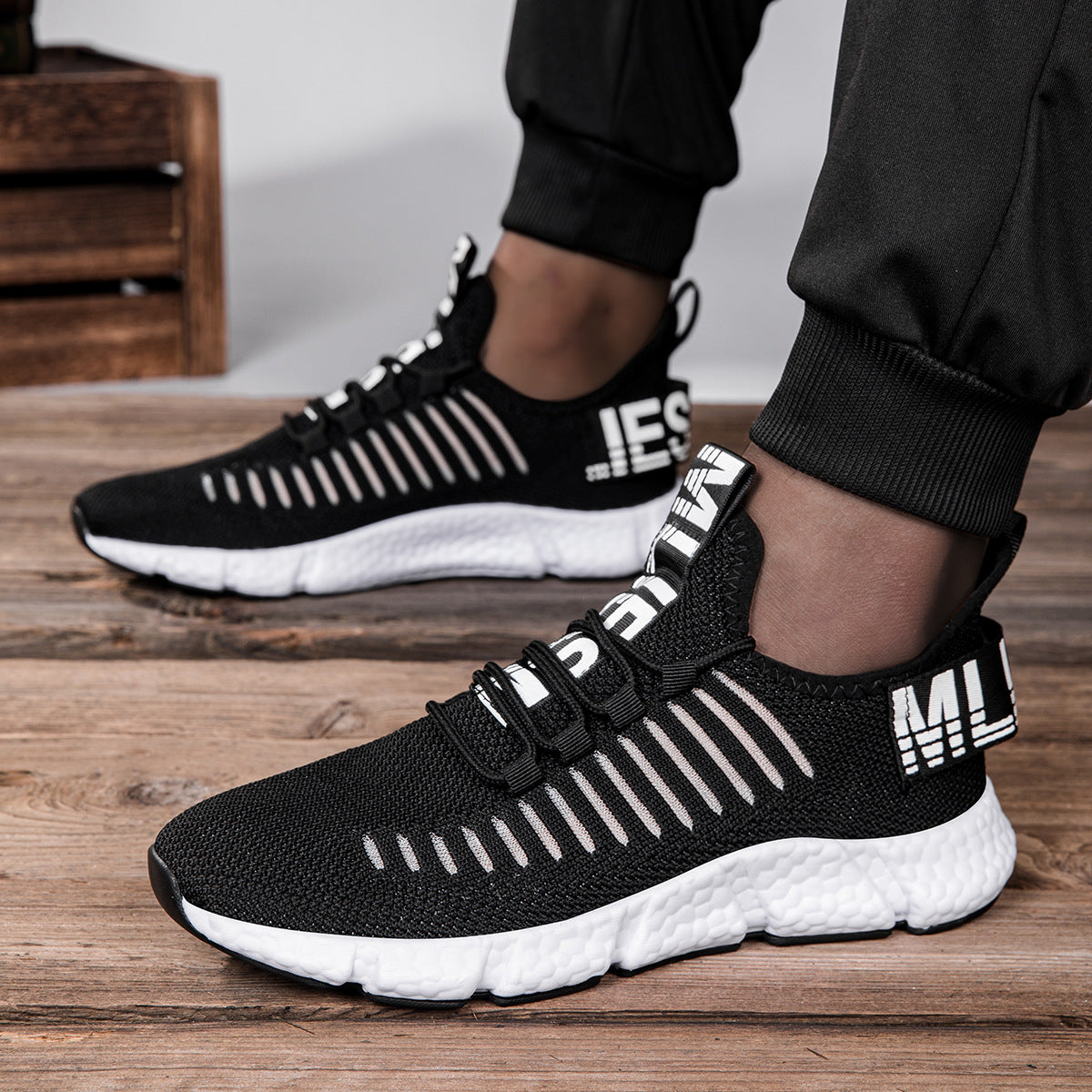 Couple's Breathable Casual Sneaker Hollow Running 555 Black - D&A