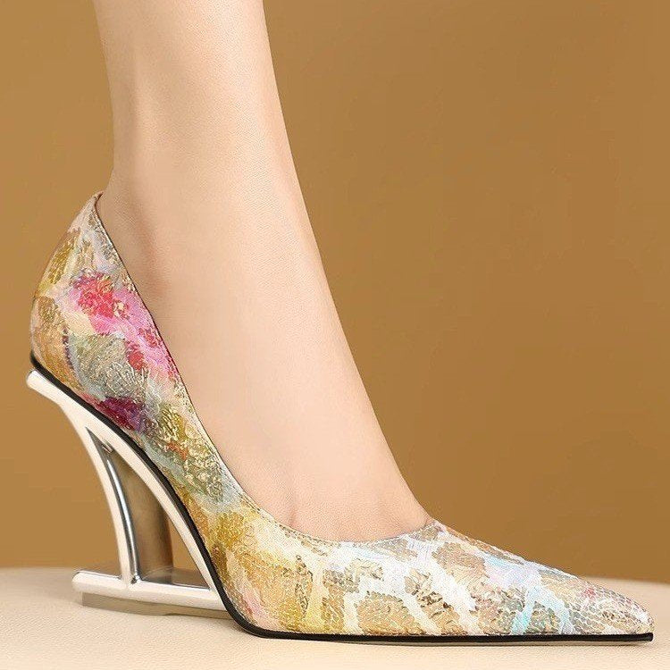 Pointed Toe Niche Sexy Plus Size High Heels - D&A