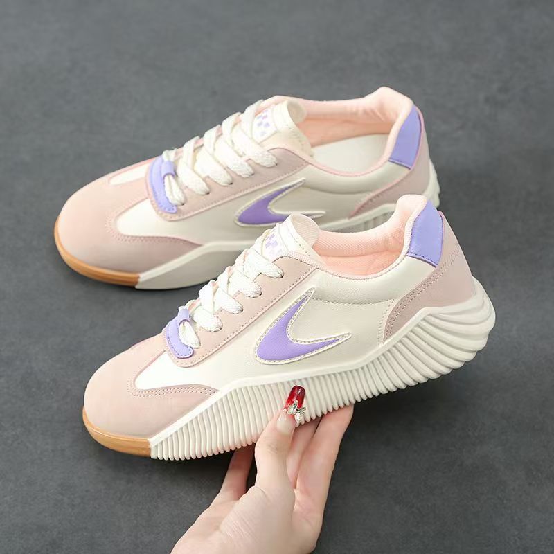Soft Leather Casual Sneaker Soft Bottom Portable Traveling - D&A