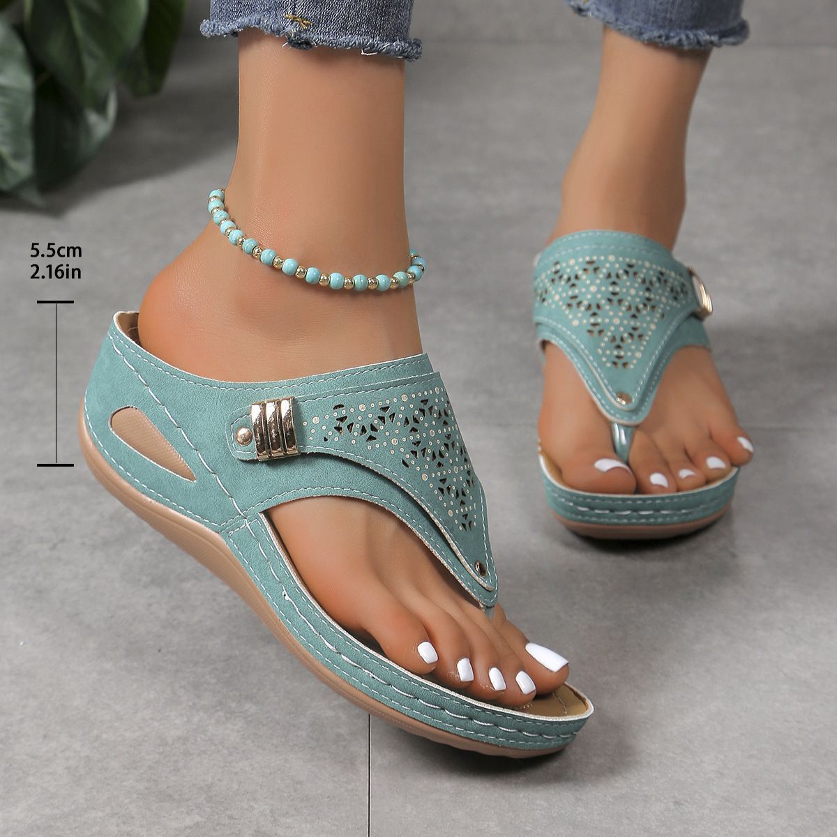 Fashion Hollowed-out Women's Flip-flops Green - D&A