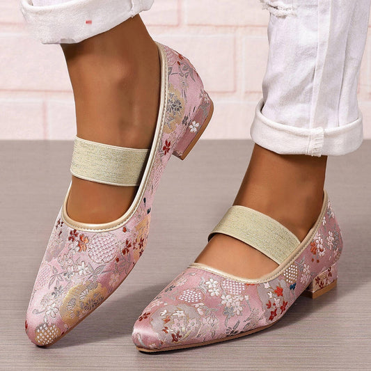 Chunky Heel Embroidery Women's Pumps - D&A