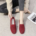 Women's Old Beijing Cloth Hollow Hole Shoes Red - D&A