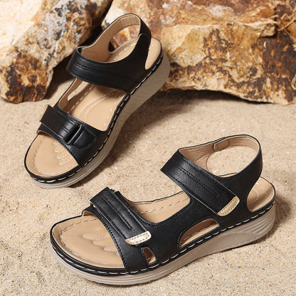 Plus Size Thick Bottom Hollow-out Wedge Sandals Black - D&A