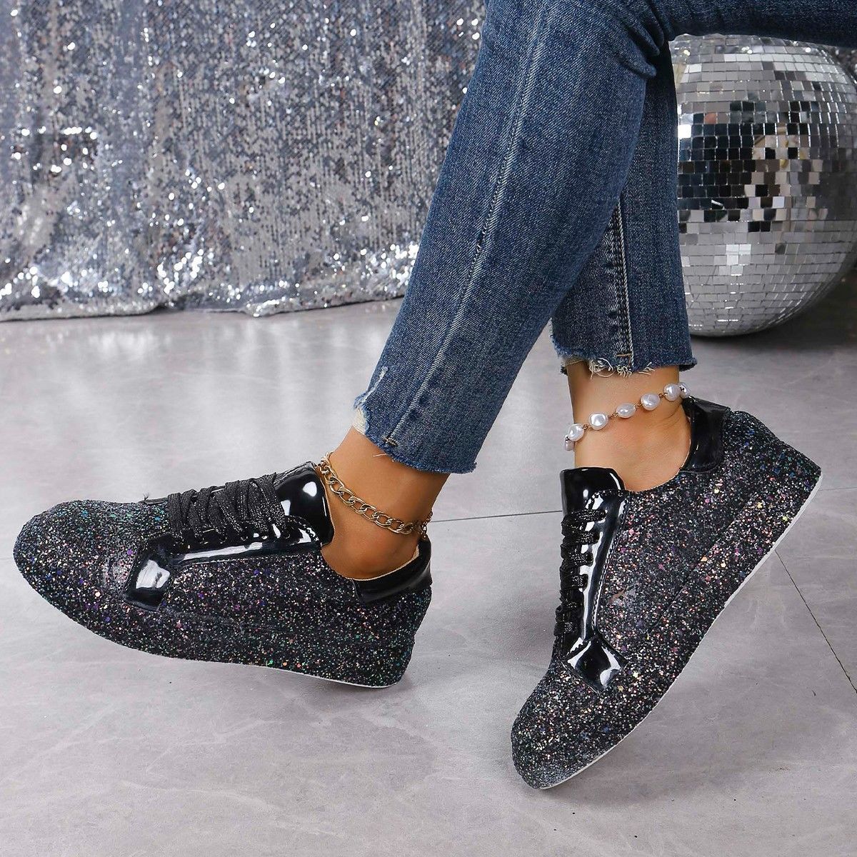 Plus Size Sequins Casual Fashion Shoes Women Front Lace Up Sneaker Women - D&A