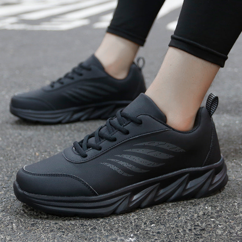 Men's Soft Bottom Light Casual Shoes Teenagers Autumn And Winter Leather Running Shoes - D&A